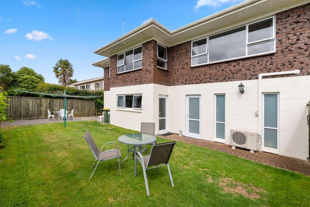 Rotorua Studio Экстерьер фото